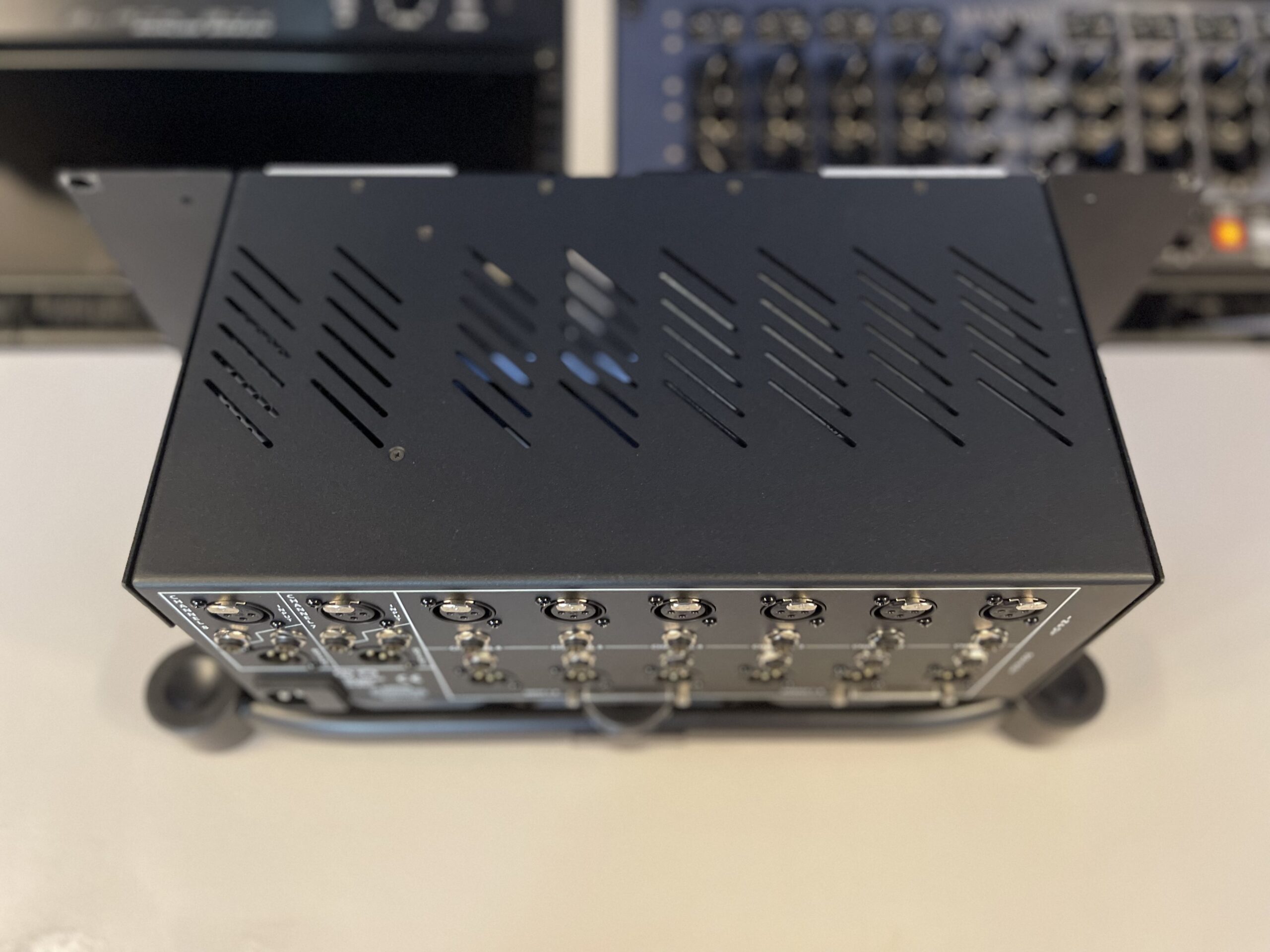ダイズ　RUPERT NEVE DESIGNS R6&511セット R6 - Rupert Neve Designs | Hookup, Inc.